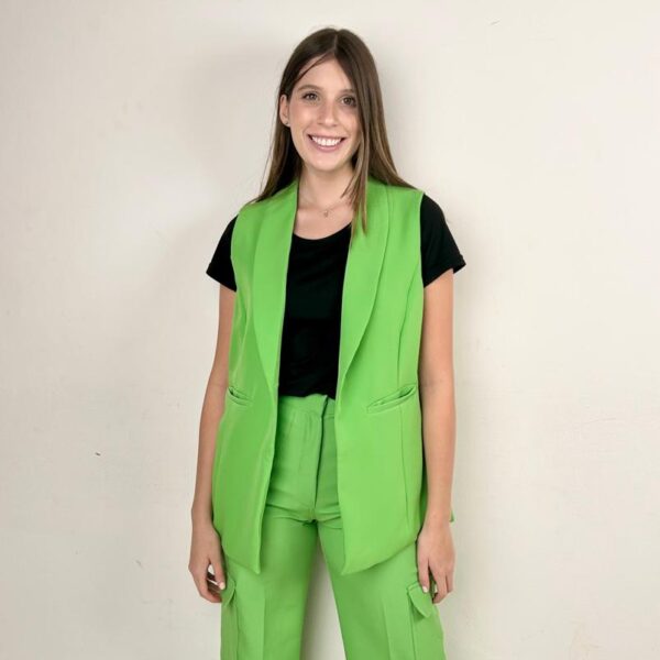 BLAZER SIN MANGAS Verde
